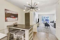 Premium Stay • Galleria Area | 2 BR & BA | 204