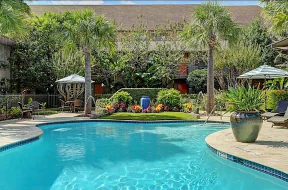 Check In Early, Relax | 2 Beautiful Apts Galleria