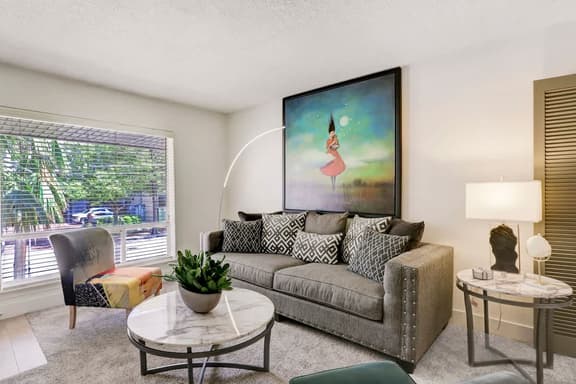 Premium Stay • Galleria Area | 2 BR & BA | 204
