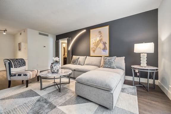 Spring Deals | Walk to Galleria | Holiday-Ready