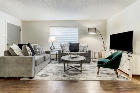 Spring Stay Deal | Galleria Duo | Sip • Save